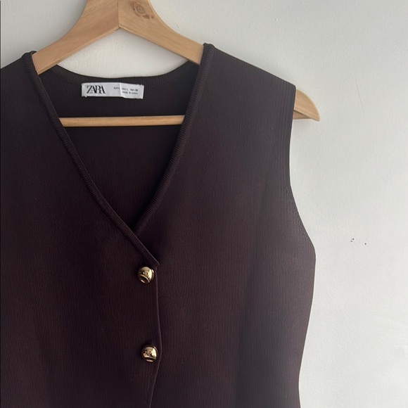 Zara Brown Sleeveless Vest & Matching Skirt - Picture 1 of 5